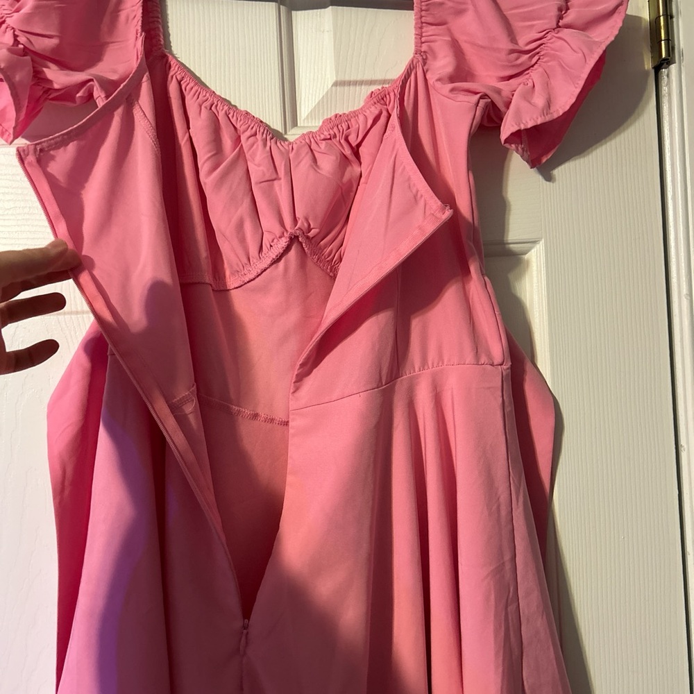 Pink Ruffled Princess Dress (M) 🎀 - Picture 4 of 6